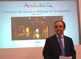 Rafael Rodríguez, en la presentación del informe Salud y Belleza