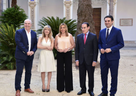 16.07.26-Firma-Alianza-Turismo.1