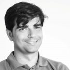 Carlos-Méndez atento