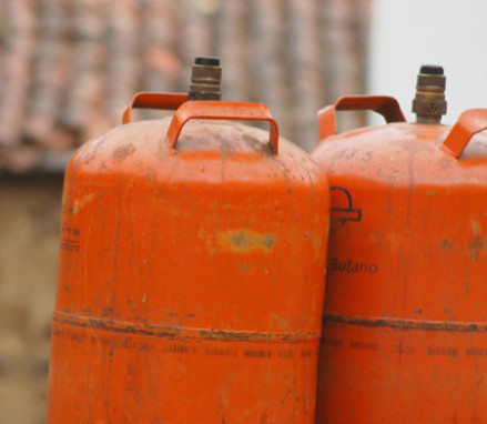 7880621894_1e2168abfe_o-439x4391-439x3821-439x3821-439x382