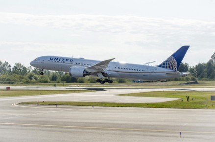 United Airlines, Boeing 787-9
