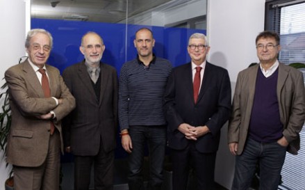 De izquierda a derecha: Salvador Giner, Oriol Homs, Jaume Gurt, Rafael Puyol y Carlos Obeso.