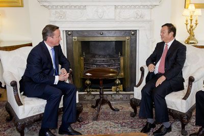 David Cameron y Ren Zhengfei