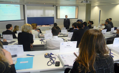 El director de Recursos Humanos de Abengoa, durante la bienvenida