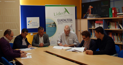 Firma de contratos