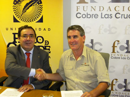 Firma del acuerdo entre FCLC y la UPO
