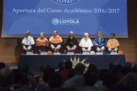 Loyola1